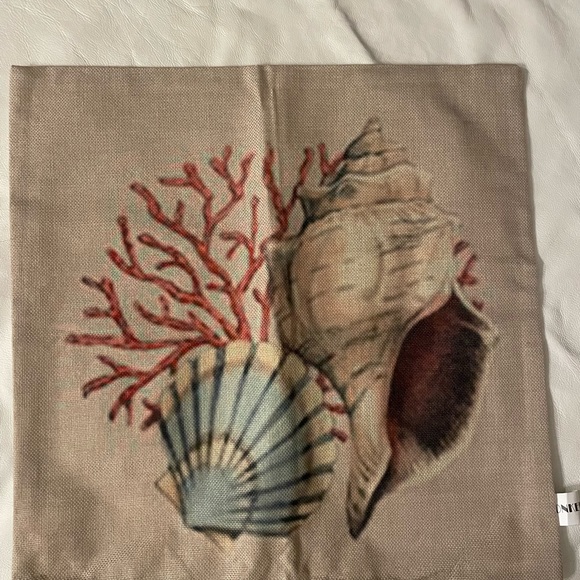 Set of 2 couch pillow covers - Picture 2 of 3